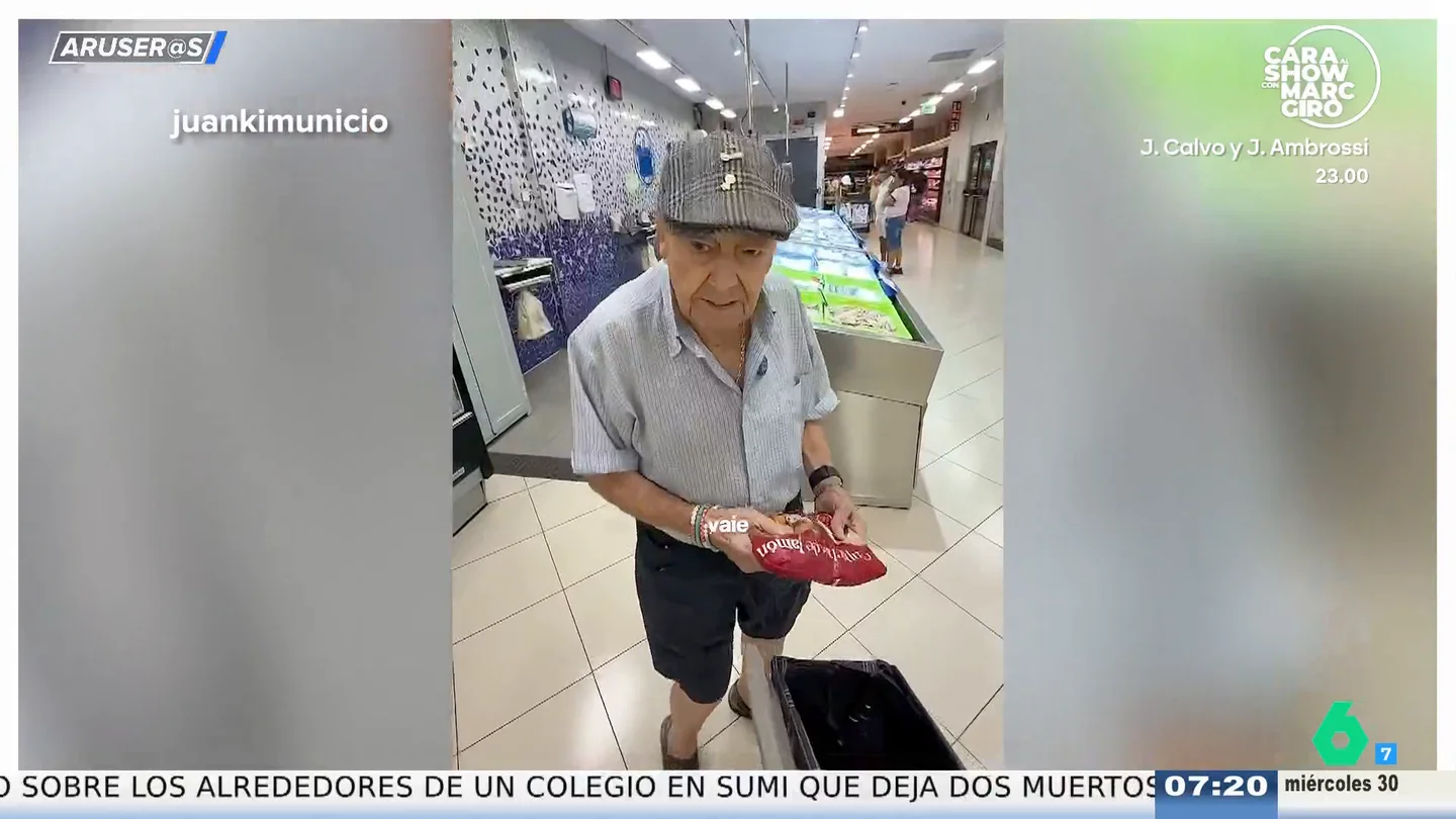 Vas con su abuelo al supermercado para aprovecharse y que pague él la compra: "Te vas a llevar medio Mercadona" Vas con su abuelo al supermercado para aprovecharse y que pague él la compra: "Te vas a llevar medio Mercadona"