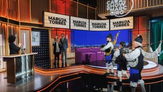 Maruja Torres recuerda su retrato con el pintor Miquel Barcel&oacute;: "Fue como una confabulaci&oacute;n, fue precioso"