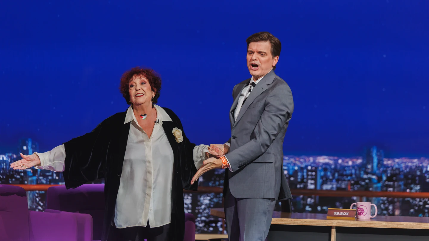 La entrevista completa de Marc Giró a Maruja Torres en 'Cara al Show': "Reportear era el amor de mi vida" La entrevista completa de Marc Giró a Maruja Torres en 'Cara al Show': "Reportear era el amor de mi vida"