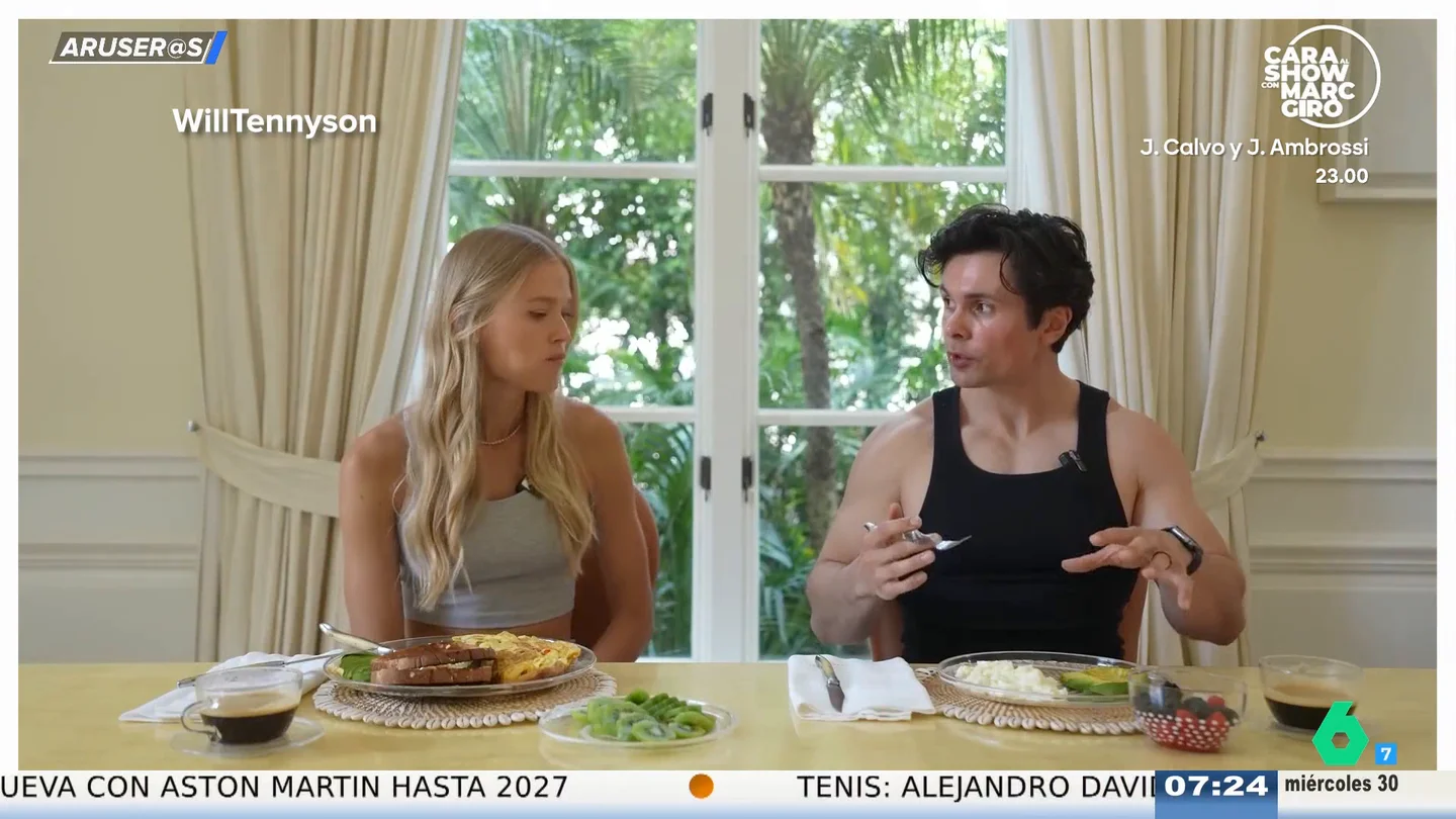"No es vida": Alfonso Arús flipa con el youtuber que prueba la dieta de una modelo de Victoria's Secret "No es vida": Alfonso Arús flipa con el youtuber que prueba la dieta de una modelo de Victoria's Secret