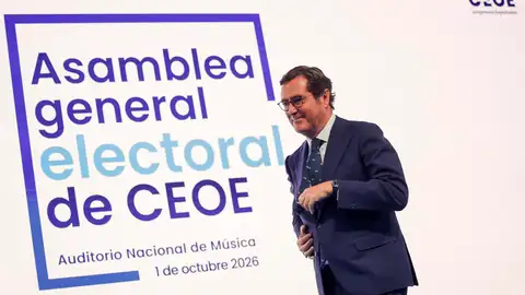 El reelegido presidente de la CEOE, Antonio Garamendi, este jueves. El reelegido presidente de la CEOE, Antonio Garamendi, este jueves.