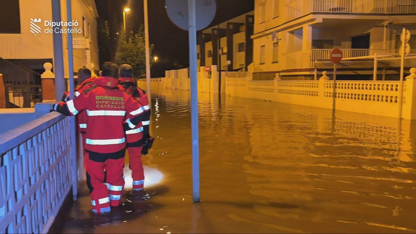 El temporal golpea la Comunidad Valenciana con riadas y casi un centenar de incidencias y deja 15 comunidades en aviso