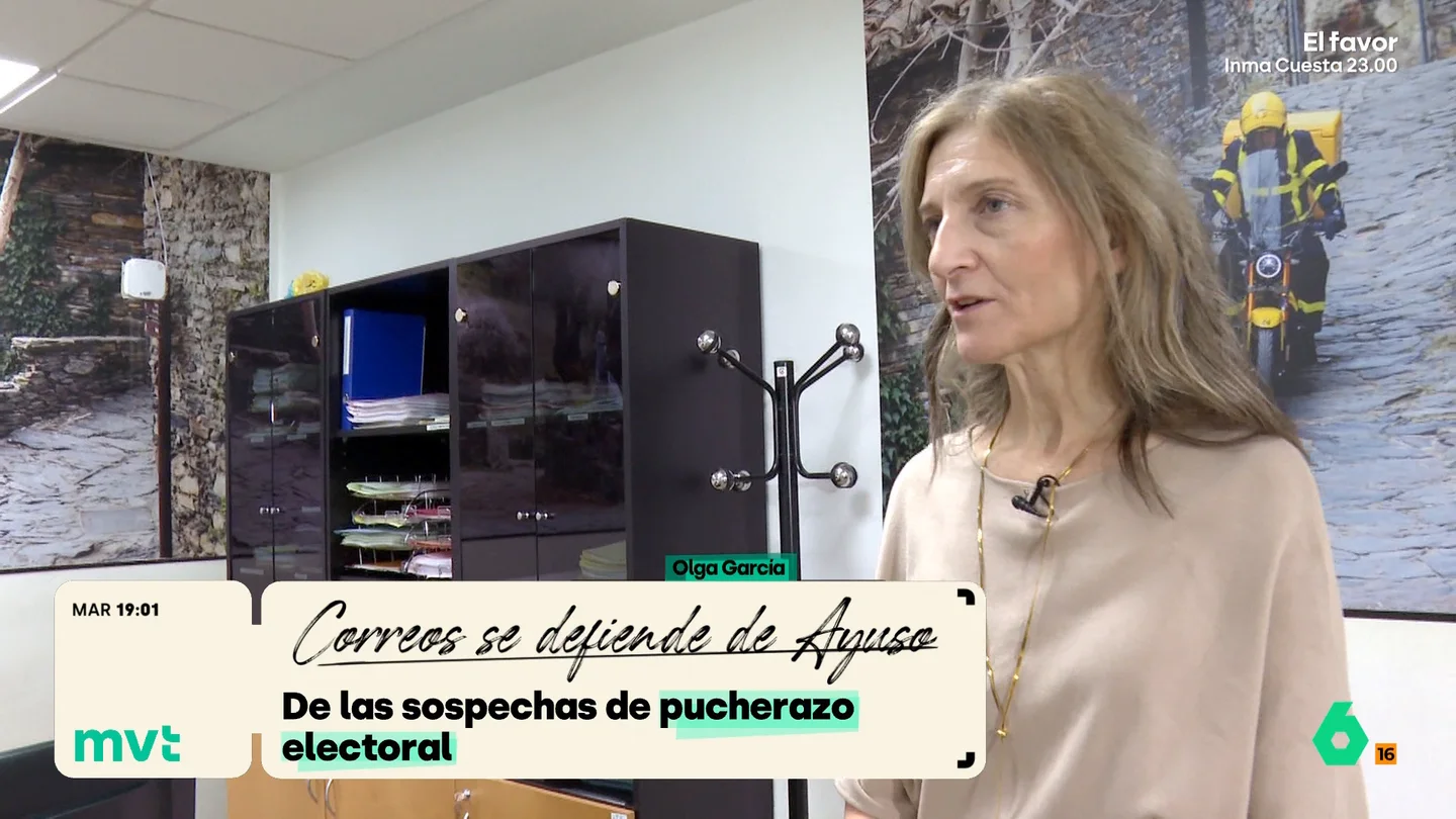 La directora de Operaciones de Correos responde a las dudas sobre el voto por correo: "Envíos precintados y con vigilancia" La directora de Operaciones de Correos responde a las dudas sobre el voto por correo: "Envíos precintados y con vigilancia"