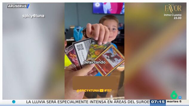 Un padre denuncia que en algunos colegios est&aacute;n prohibiendo llevar cromos: "Se generan situaciones indeseables entre los chavales"
