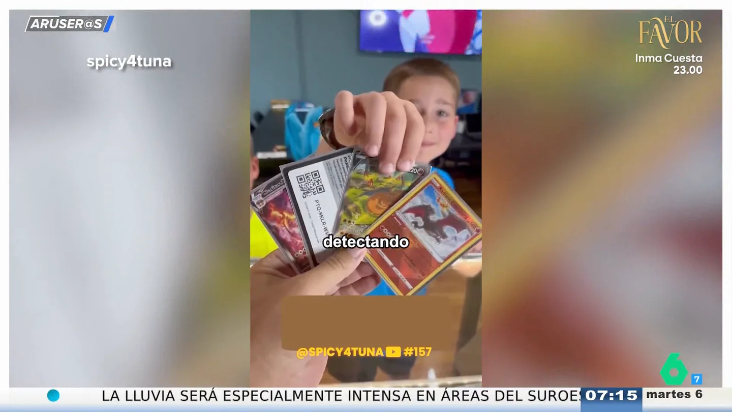 Un padre denuncia que en algunos colegios están prohibiendo llevar cromos: "Se generan situaciones indeseables entre los chavales" Un padre denuncia que en algunos colegios están prohibiendo llevar cromos: "Se generan situaciones indeseables entre los chavales"