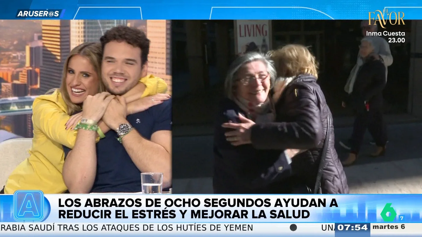 El abrazo de ocho segundos de Rocío Cano a Hans Arús para liberar estrés: "Ha habido añadido aquí, ¿eh?" El abrazo de ocho segundos de Rocío Cano a Hans Arús para liberar estrés: "Ha habido añadido aquí, ¿eh?"