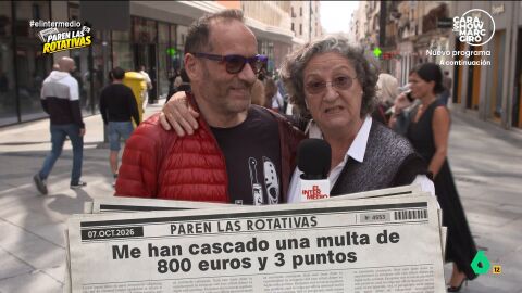 Rosario Pardo 'informa' para 'Paren las rotativas' de que tuvo una situaci&oacute;n con la Guardia Civil. Ten&iacute;a la ITV caducada, llevaba un auricular y la Guardia Civil le acusaba de saltarse un alto. El resultado, 800 euros de multa y 3 puntos del carn&eacute;.
