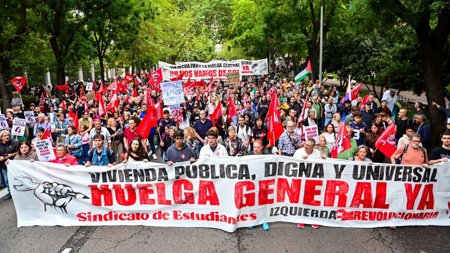 Manifestaci&oacute;n por la huelga general en Madrid.
