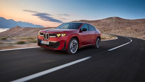 BMW iX4