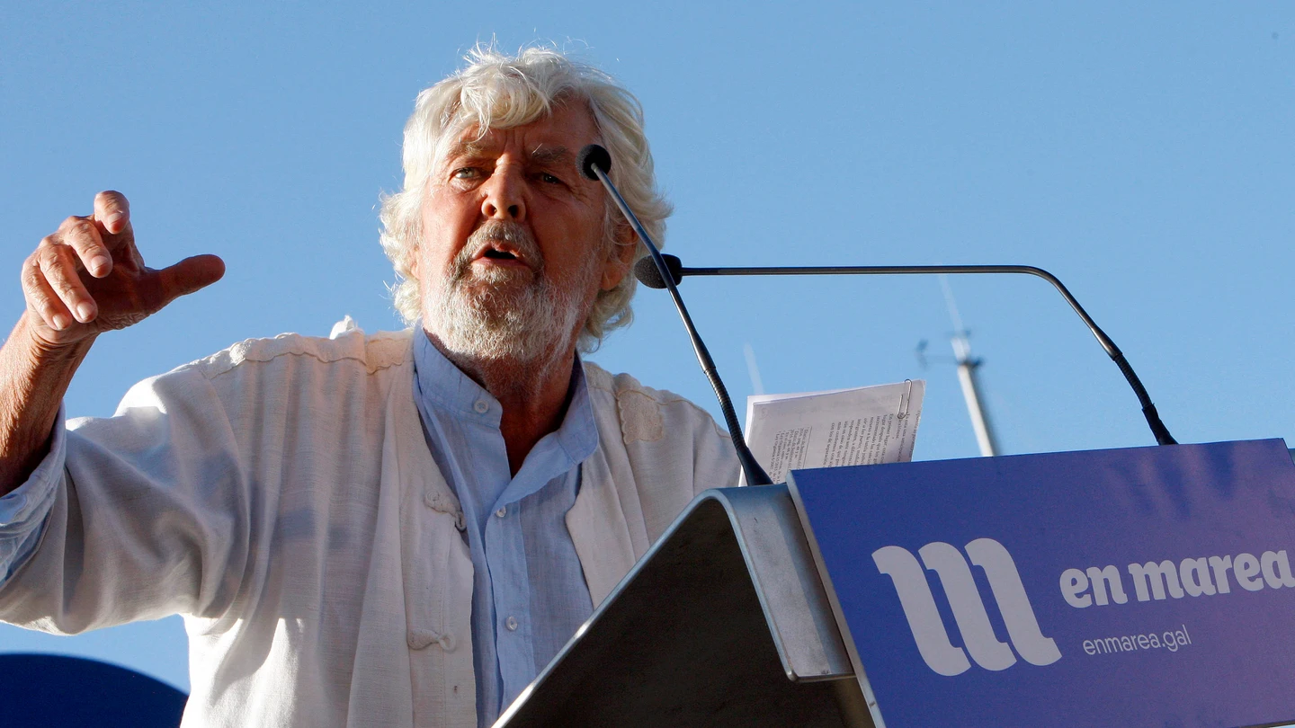 El líder de Anova, Xosé Manuel Beiras, durante un acto electoral de En Marea en una imagen de archivo El líder de Anova, Xosé Manuel Beiras, durante un acto electoral de En Marea en una imagen de archivo