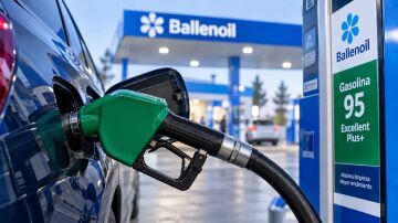 Primero se desmont&oacute; el mito de la gasolina barata, pero esta gasolinera low cost ha decidido ponerse a la altura de las gasolinas premium con sus aditivos