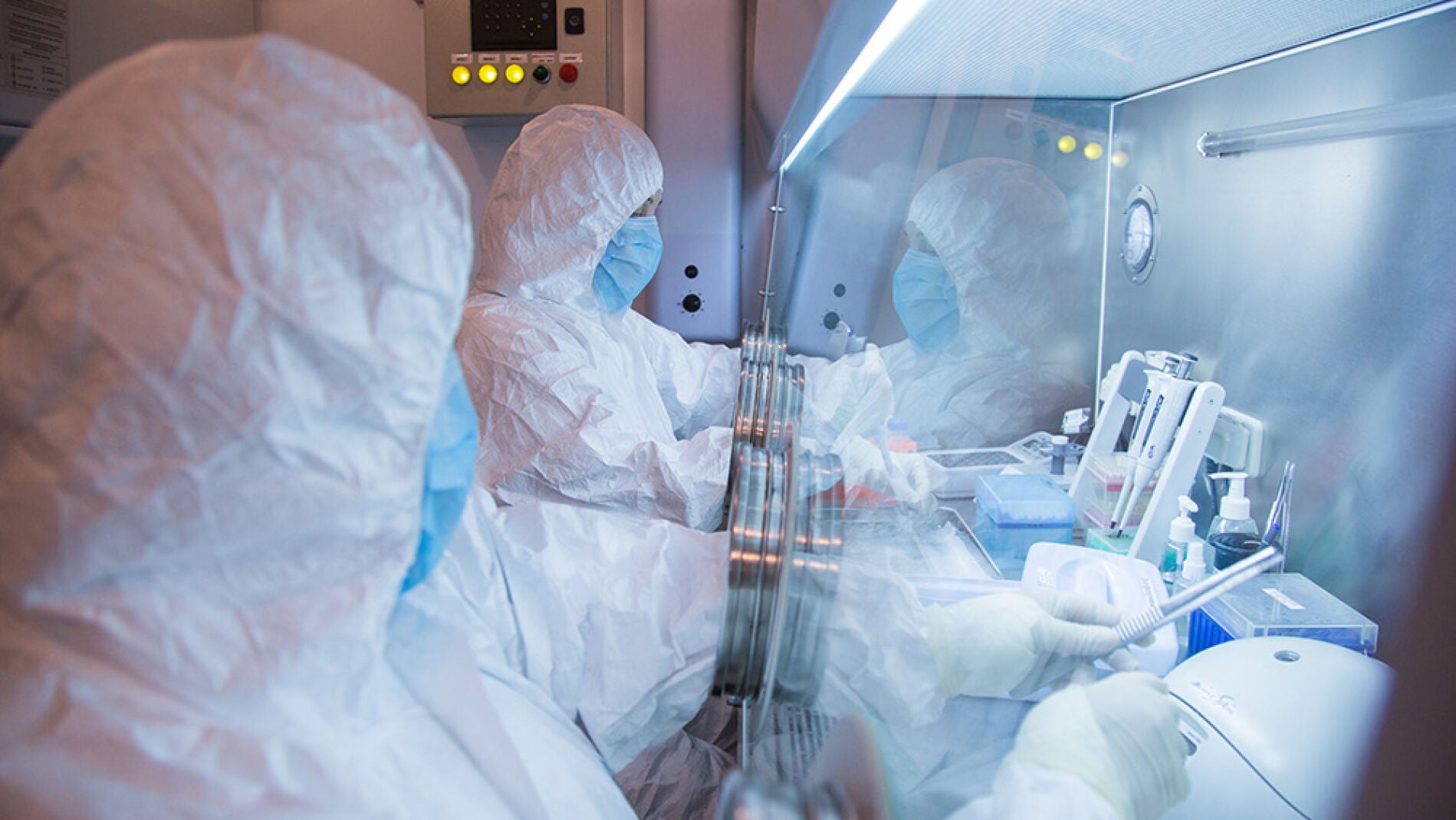 Persisten dudas internacionales sobre supuesto brote de peste neumónica en laboratorio de Rusia