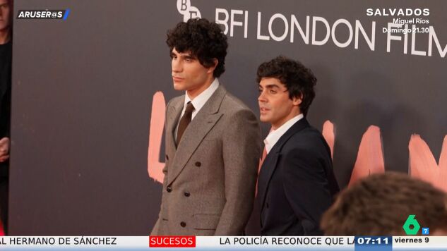 Alfonso Ar&uacute;s, tras ver a los Javis presentar 'La bola negra' en Londres: "&iquest;Han cambiado de cara?"