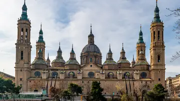 Catedral-Basílica de Nuestra Señora del Pilar Catedral-Basílica de Nuestra Señora del Pilar