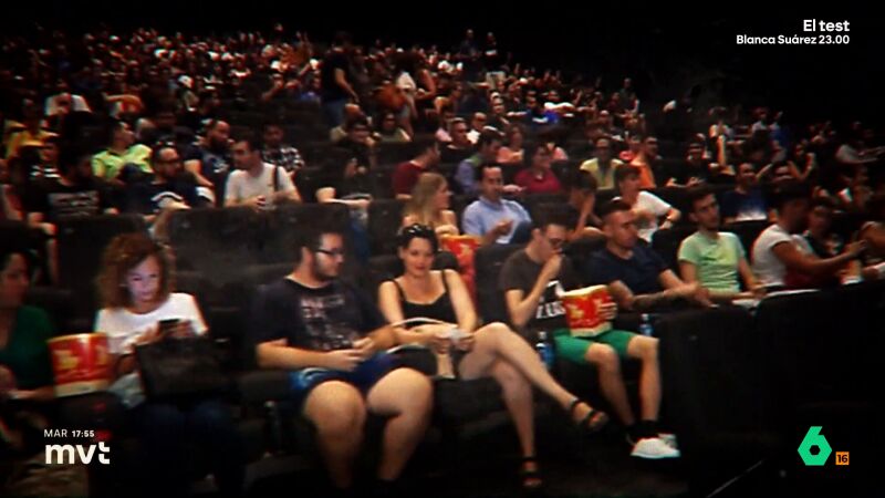 30 espectadores se quedan encerrados en un cine de M&aacute;laga casi una hora tras ver una pel&iacute;cula de terror