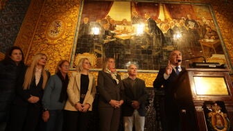 El alcalde de Algeciras, Jos&eacute; Ignacio Landaluce, en una imagen de archivo con algunos concejales del equipo de gobierno detr&aacute;s.