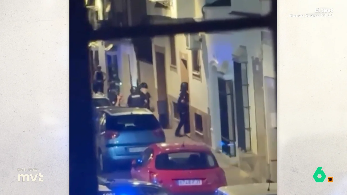 Detenido un hombre tras atrincherarse con armas de fuego en una vivienda por un posible ajuste de cuentas Detenido un hombre tras atrincherarse con armas de fuego en una vivienda por un posible ajuste de cuentas