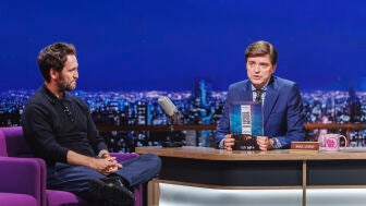 Ra&uacute;l Ar&eacute;valo reivindica "la energ&iacute;a de las mujeres" con las que ha trabajado en 'El Castillo': "Estoy cansado de algunos ambientes de set"