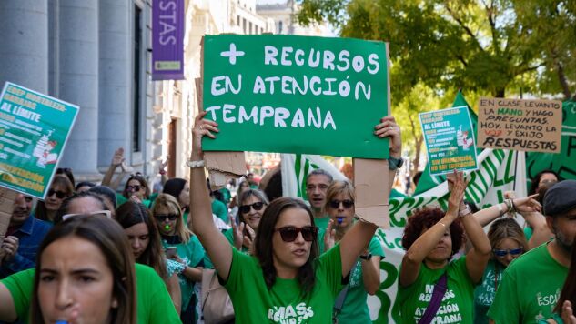 Huelga indefinida de la educaci&oacute;n p&uacute;blica