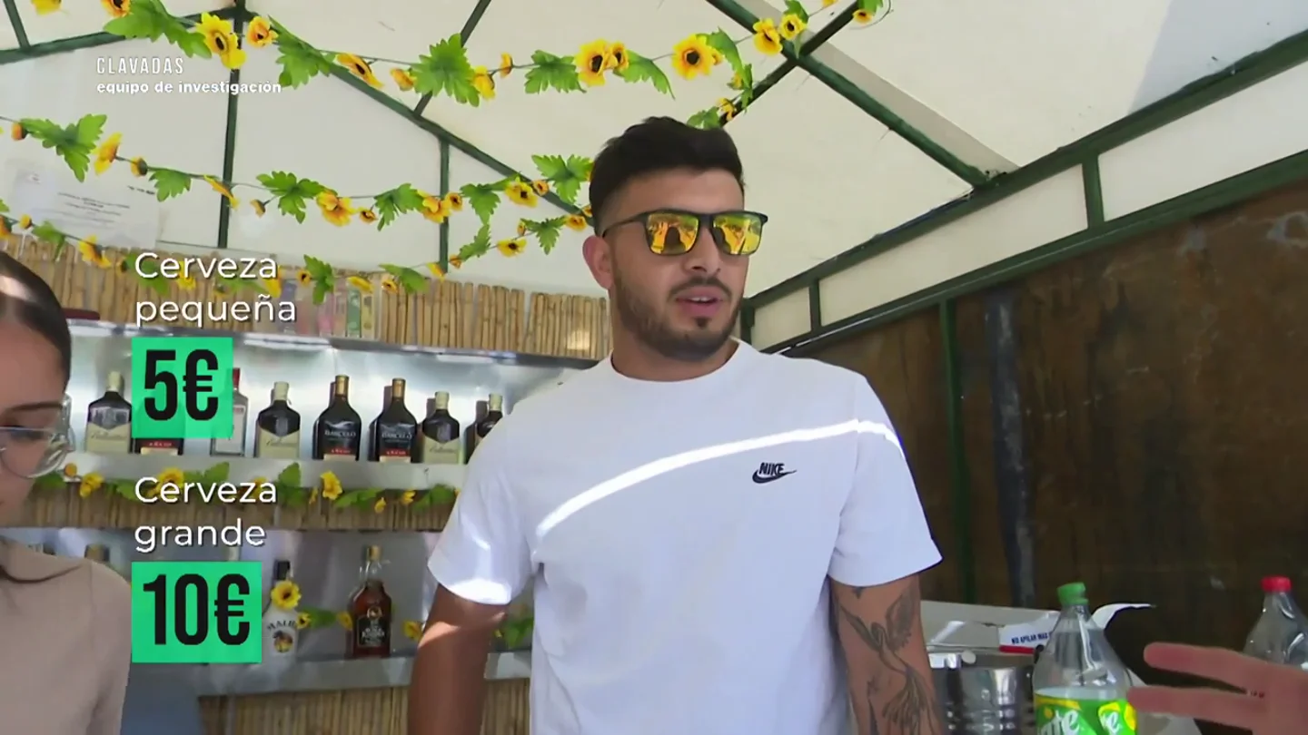 Un hostelero de la feria de San Isidro de Madrid reconoce que se pactan los precios elevados: "Nos ponemos de acuerdo" Un hostelero de la feria de San Isidro de Madrid reconoce que se pactan los precios elevados: "Nos ponemos de acuerdo"