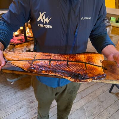 Salm&oacute;n al fuego en Finlandia