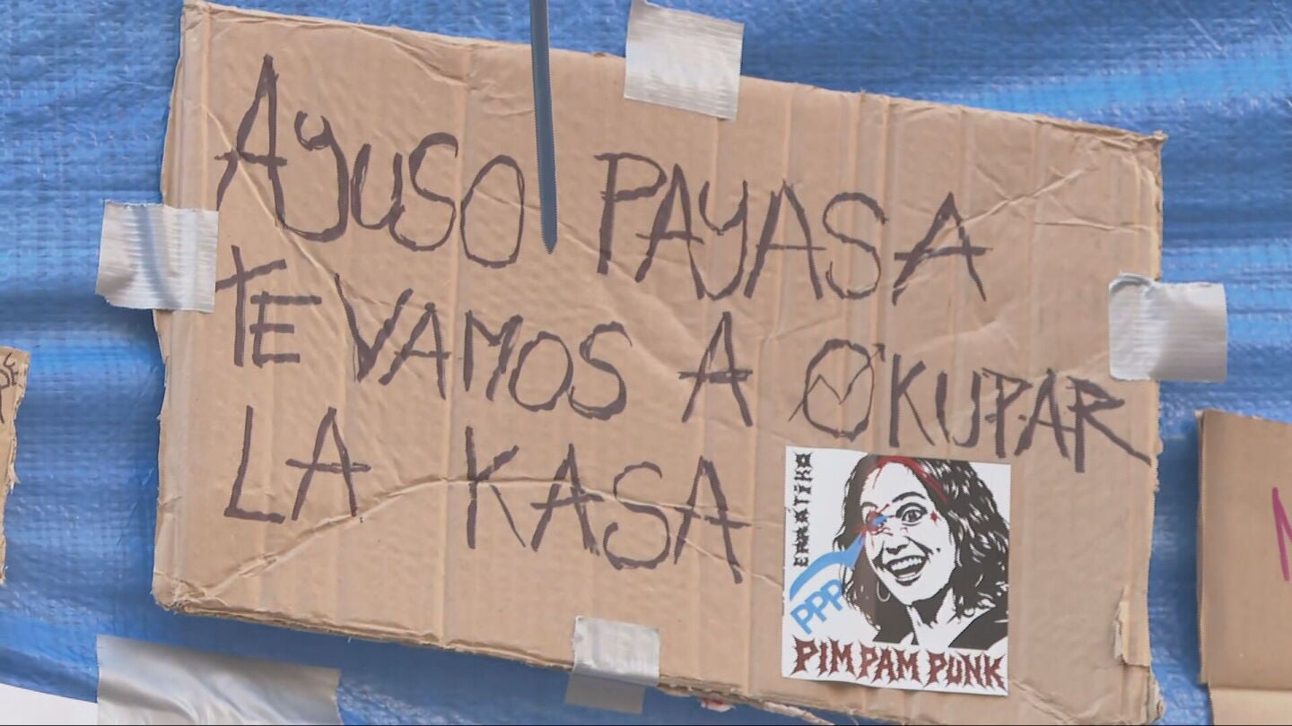 La Comunidad de Madrid denuncia ante la Fiscal&iacute;a "amenazas" e insultos contra Ayuso en la acampada de Sol