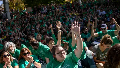 El Comité de Huelga Unitario de la Educación Pública de la Comunidad de Madrid celebra una asamblea abierta con el profesorado en huelga El Comité de Huelga Unitario de la Educación Pública de la Comunidad de Madrid celebra una asamblea abierta con el profesorado en huelga