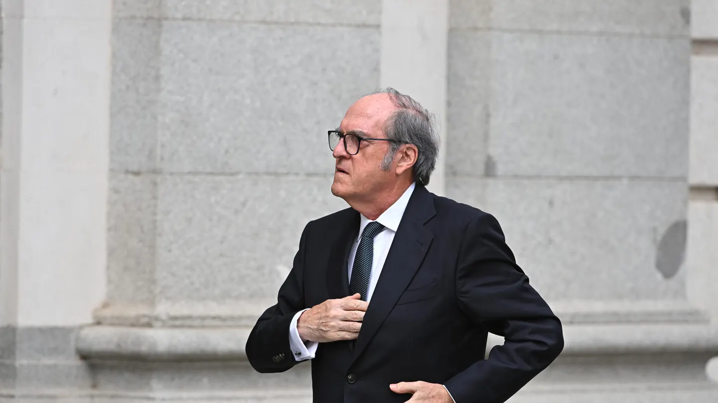 El defensor del pueblo, Ángel Gabilondo, a su llegada al Tribunal Supremo en la apertura del Año Judicial. El defensor del pueblo, Ángel Gabilondo, a su llegada al Tribunal Supremo en la apertura del Año Judicial.