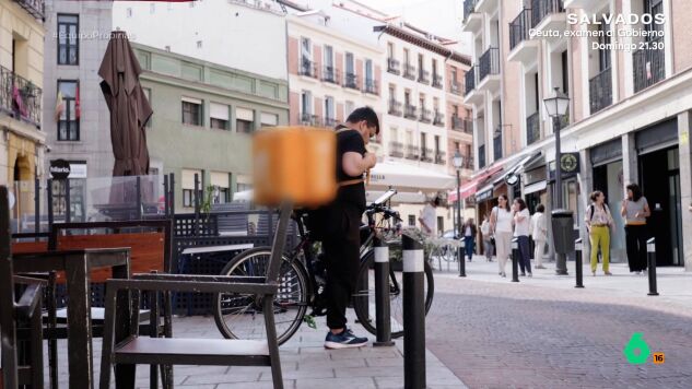 Equipo de Investigaci&oacute;n habla con varios riders que denuncian la falta de transparencia sobre las propinas que reciben a trav&eacute;s de las aplicaciones: "Una vez yo hice un pedido, me toc&oacute; a m&iacute; mismo, me di propina y no me lleg&oacute;".