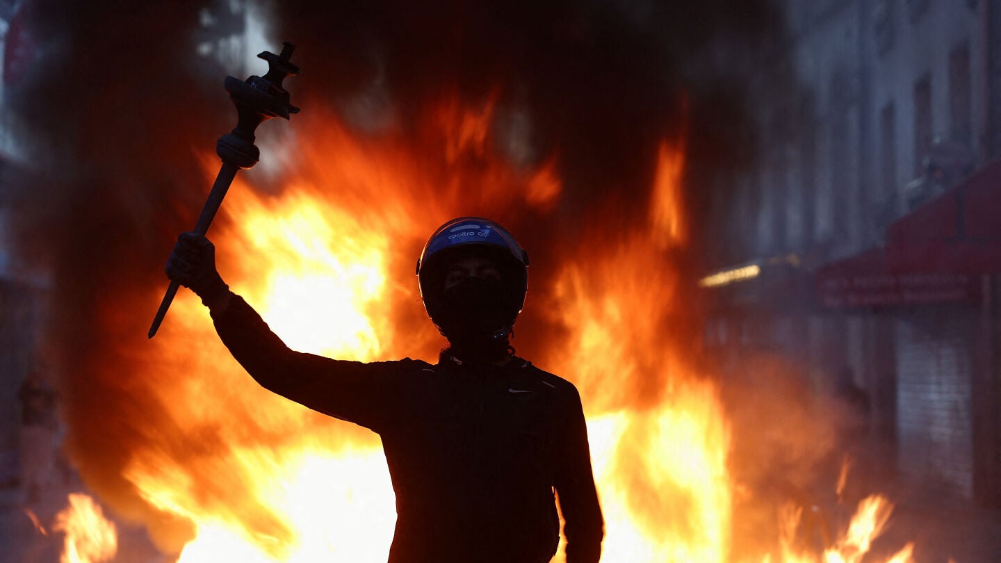 Disturbios civiles en Par&iacute;s. 