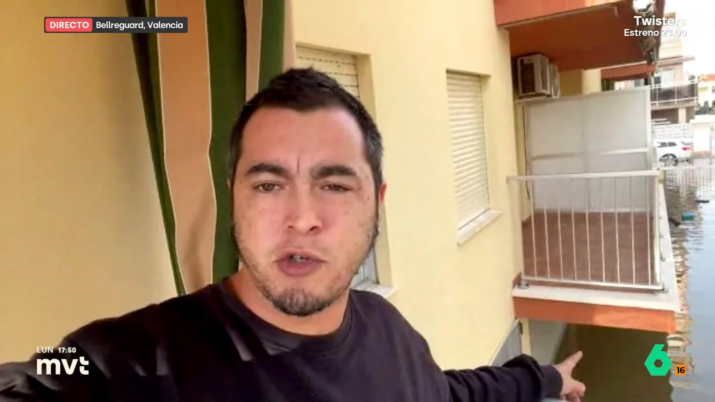 "El agua llega casi hasta los balcones": el relato de un vecino de Bellreguard (Valencia) sobre la DANA Adam "El agua llega casi hasta los balcones": el relato de un vecino de Bellreguard (Valencia) sobre la DANA Adam
