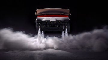 El Tesla Roadster en pleno vuelo