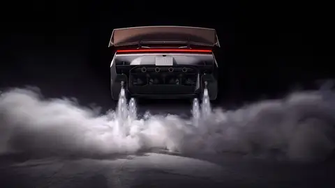 El Tesla Roadster en pleno vuelo El Tesla Roadster en pleno vuelo
