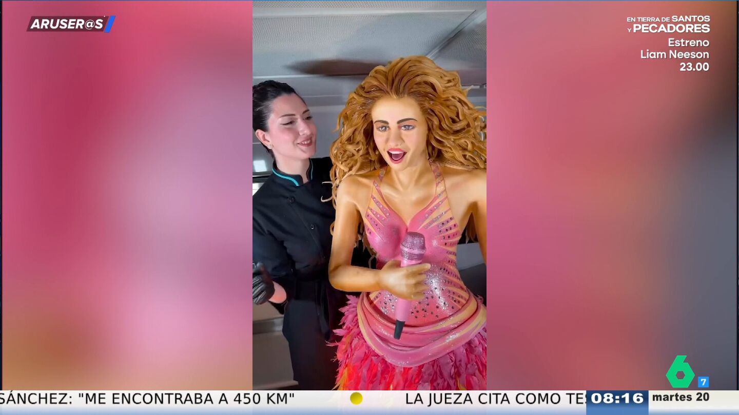 Alfonso Ar&uacute;s alucina con la tarta de Shakira viral que se ha hecho una chef repostera: "Le ha quedado regul&iacute;n"