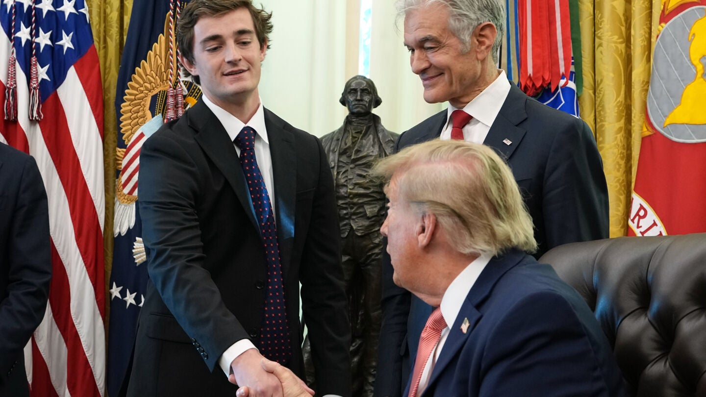 Trump promete hasta 30.000 d&oacute;lares por denunciar a otros por fraude: un influencer MAGA ha sido el agraciado con 10.000