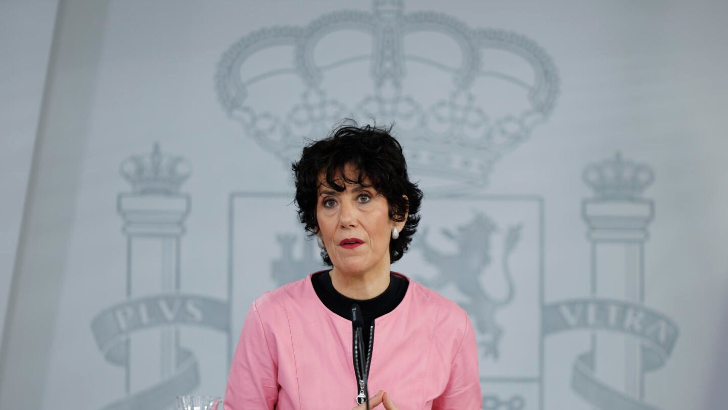 La ministra de Seguridad Social y Migraciones, y portavoz del Gobierno, Elma Saiz, durante la rueda de prensa posterior al Consejo de Ministros