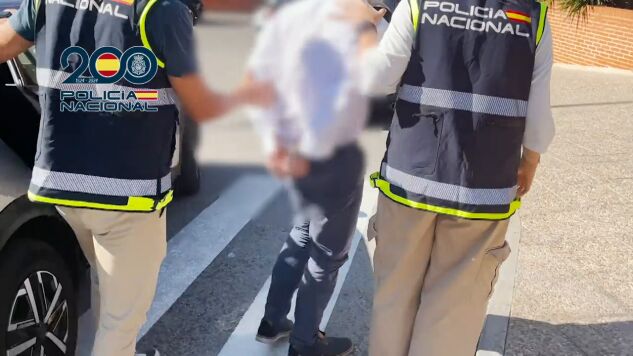 Detienen a un profesor en Madrid acusado de agredir sexualmente a diez menores