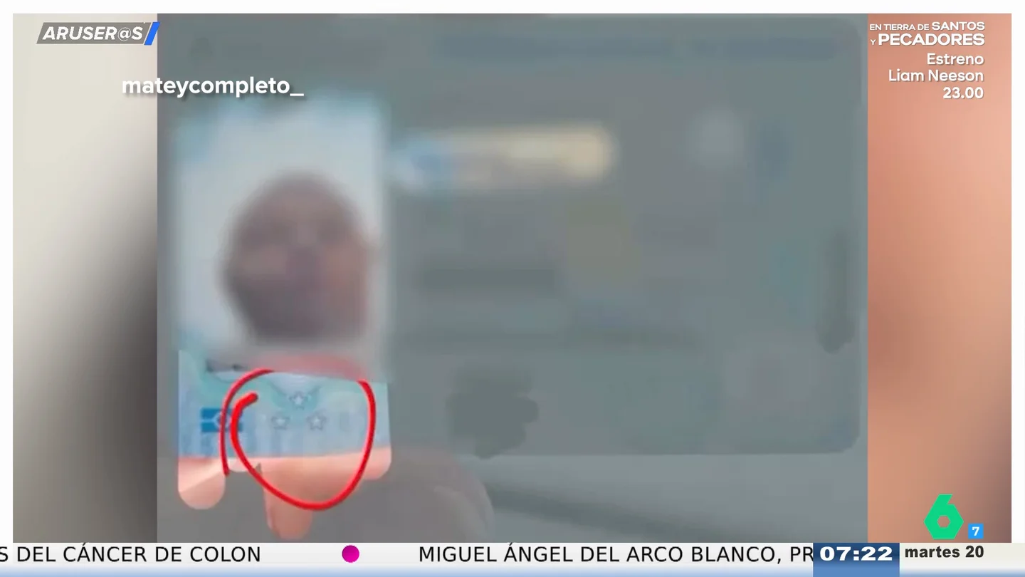 La sorpresa de una chilena al llegarle el DNI de su hijo recién nacido argentino: "¡Tiene las tres estrellas de los mundiales!" La sorpresa de una chilena al llegarle el DNI de su hijo recién nacido argentino: "¡Tiene las tres estrellas de los mundiales!"