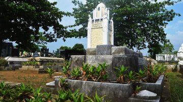Manila North Cemetery