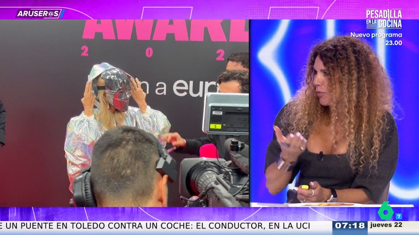 Carmen Lomana sorprende en los 'GenZ Awards' con una m&aacute;scara que oculta su rostro: "El vestido es espectacular"