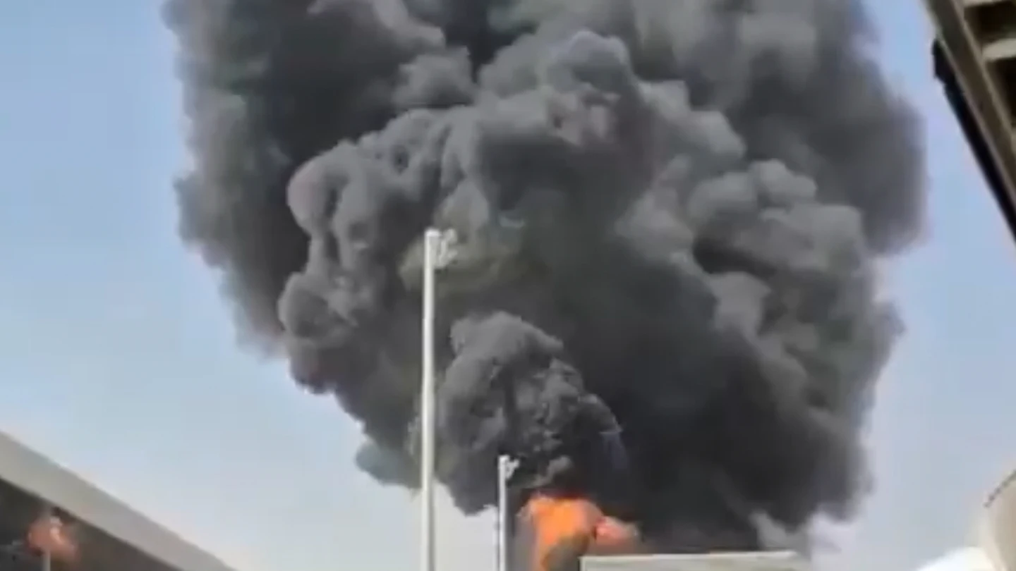 Imagen del ataque del pasado 10 de octubre en el aeropuerto internacional Rey Khalid de la capitalina Riad Imagen del ataque del pasado 10 de octubre en el aeropuerto internacional Rey Khalid de la capitalina Riad