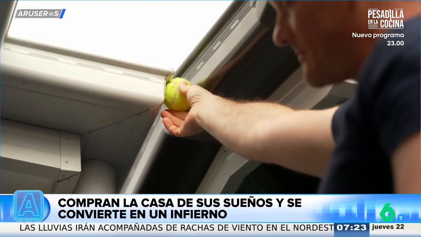 El infierno de un matrimonio tras comprar la casa de sus sue&ntilde;os por 400.000 euros y descubrir que su vecino construye pegado a ellos