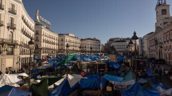Acampada contra la crisis de la vivienda en la Puerta del Sol.