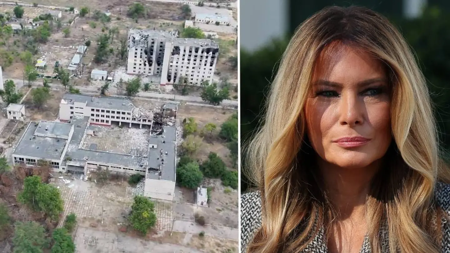 Una panorámica de la destrucció en Oleshky junto a una imagen de Melania Trump. Una panorámica de la destrucció en Oleshky junto a una imagen de Melania Trump.
