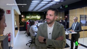 "&iquest;No me compras fruta?, pues pongo descuentos a cuchillo": 