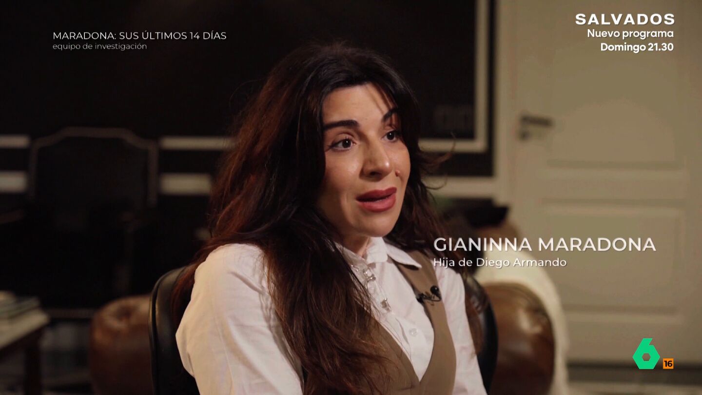 "O no nos atend&iacute;an los tel&eacute;fonos, o nos dec&iacute;an que no pod&iacute;amos ir, o cuando &iacute;bamos, &eacute;l no estaba bien", afirma Giannina Maradona, hija del astro argentino, que asegura empez&oacute; a tener problemas para ver a su padre por culpa del entorno que le rode&oacute; durante su &uacute;ltimos a&ntilde;os.