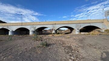 Puente de los Siete Ojos