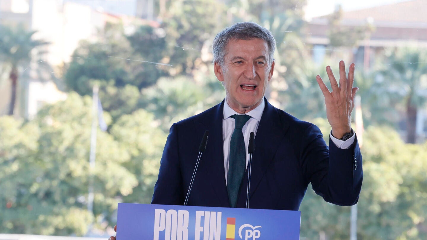 El presidente del PP, Alberto N&uacute;&ntilde;ez Feij&oacute;o, en un acto electoral en Sevilla