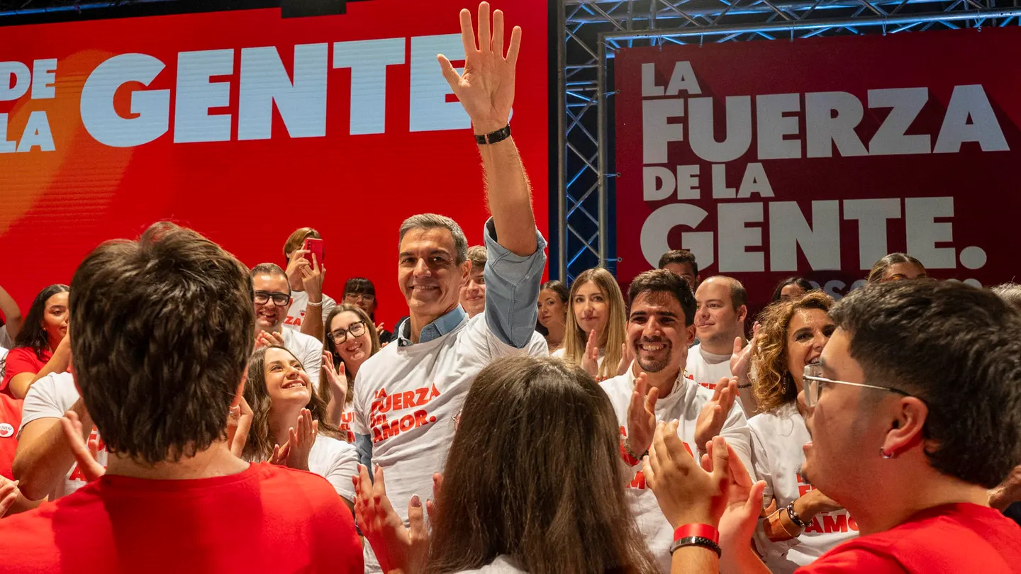 El secretario general del PSOE y presidente del Gobierno, Pedro Sánchez durante un acto de la formación en Granada El secretario general del PSOE y presidente del Gobierno, Pedro Sánchez durante un acto de la formación en Granada