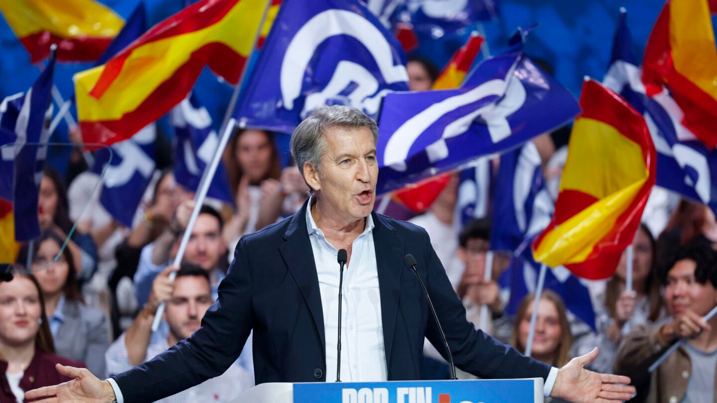 Feij&oacute;o en un acto en Valencia